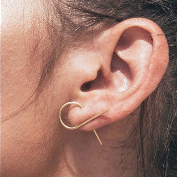 Jewelry - Unique Gold twist earrings